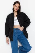 Trendyol černý oversize nabíraný rukávový bomber kabát