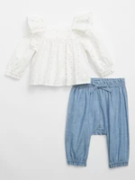 Set of girls' blouse in white and trousers in light blue GAP