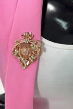 Brooch XZ459-247 apricot