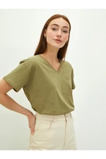 LC Waikiki Women's V-Neck Straight Pocket Detailed Short Sleeve Cotton Women's T-Shirt.