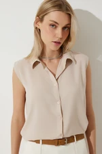 Happiness İstanbul Women's Cream Sleeveless Viscose Shirt