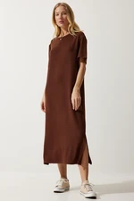 Happiness İstanbul Women's Brown Crew Neck Knitted Ribbed Dress