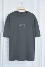 Trendyol Anthracite Oversize/Wide Cut 100% Back Printed T-Shirt