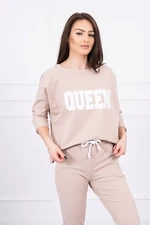 Set with beige Queen print