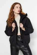 Trendyol Black prémiový oversized golier für detailný parka kabát