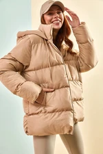 Bianco Lucci Women's Long puffer jacket with a Lace-up hood.