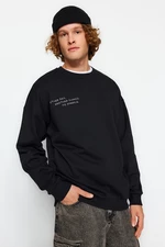 Trendyol Black Oversize/Wide Cut Text Embroidered Sweatshirt with Inside Fleece Pocket