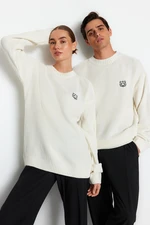 Trendyol Ecru Oversize Fit Wide Fit Crew Neck Embroidered Knitwear Sweater