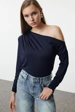 Trendyol Navy Blue Fitted/Body-Sit Draped Flexible Knitted Blouse