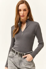 Women's top Olalook