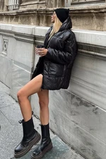 Trend Alaçatı Stili Czarna kieszeń zewnętrzna z kapturem Puffer Modny puchowy płaszcz puchowy oversize