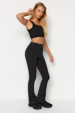 Sportovní legíny Trendyol Black Pull-On Flared Leg Yoga