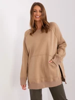 Dark beige insulated sweatshirt with slits