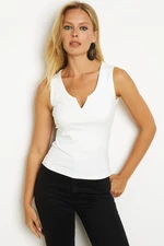 Cool & Sexy Women's White Sleeveless Blouse