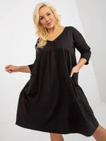 Černé mikinové šaty plus size basic s kapsami