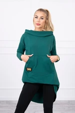 Sweatshirt with long back and green hood