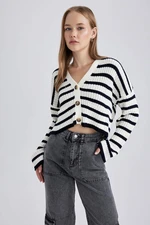 DEFACTO Regular Fit V-Neck Knitwear Cardigan