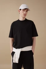 DEFACTO Oversize Fit Crew Neck T-Shirt