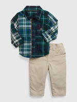 Set of boys' pants and shirt in beige and green GAP