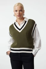 Trendyol Khaki V-Neck Knitwear Sweater