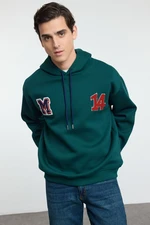 Trendyol Emerald Green Oversize/Wide Cut Sweatshirt with Letter Patch and Embroidery Detail