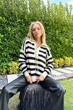 Trend Alaçatı Stili Women's Ecru-Black Polo Neck Striped Laced Oversize Knitwear Sweater