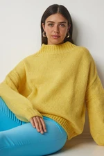 Happiness İstanbul Women's Yellow Stand-Up Collar Basic Knitwear Sweater