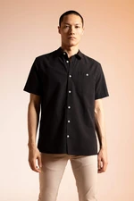 DEFACTO Regular Fit Polo Neck Short Sleeve Shirt