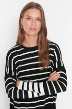 Sweter damski Trendyol Striped