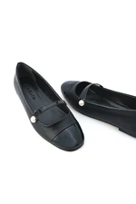 Marjin Women's Banded Pearl Detail Ballet Flats with a scalloped pattern, Black.