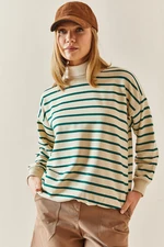 XHAN Green Crew Neck Striped Sweatshirt