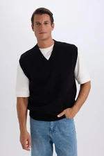 DEFACTO Standard Fit V Neck Knitwear Basic Plain Sweater