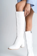 Capone Outfitters Oval Toe Side Zipper White Heeled Women's Boots