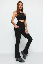 Trendyol Black fényvisszaverő nyomtatás és zseb részletesen kiszélesedő lábú sportleggings