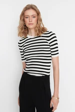 Maglietta da donna Trendyol Striped