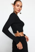 Trendyol Black Super Crop Heart Příslušenství Pletený svetr