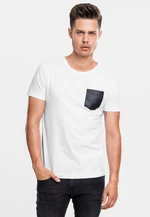 Pocket T-shirt made of synthetic leather wht/blk