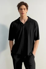 Trendyol Limited Edition Black Oversize/Wide Cut Textured Wrinkle-Free Ottoman Polo Neck T-Shirt