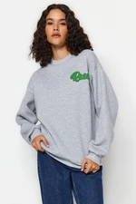 Trendyol Sivý Melanž Hrubý Fleece Vo Vnútri, Vyšívaný Oversized/Široký Pletený Sveter