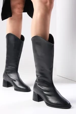 Mio Gusto Fabia Black Color Women's Knee High Boots