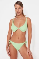 Trendyol Zelené Kostice Inverted V Underwire Ručník Bikiny Top