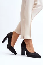 Black Piatti high-heeled pumps