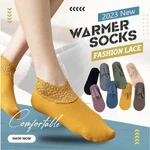 2 Pairs Lace Warmer Socks 2023 Winter Lace Warmer Boat Socks Frilly Socks Comfortable Ruffle Socks for Women Short Ankle Socks