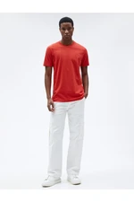 Koton Basic T-shirt with a Crew Neck Short Sleeves, Slim Fit.