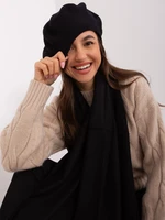 Black solid color women's beret