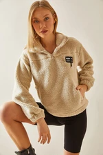 XHAN Cream Zippered High Collar Teddy Plush Sweatshirt