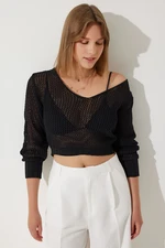 Happiness İstanbul Women's Black Openwork Crop Knitwear Blouse