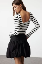 Trendyol White*001 Striped Backless Slim/Fitting Regular/Normal Length Knitted Blouse
