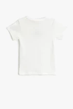 Koton základné tričko s krátkymi rukávmi, vyšívanými detailmi a textúrou.