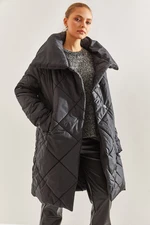 Bianco Lucci Women's Metal Buttoned Diamond Patterned Oversize Puffer Coat